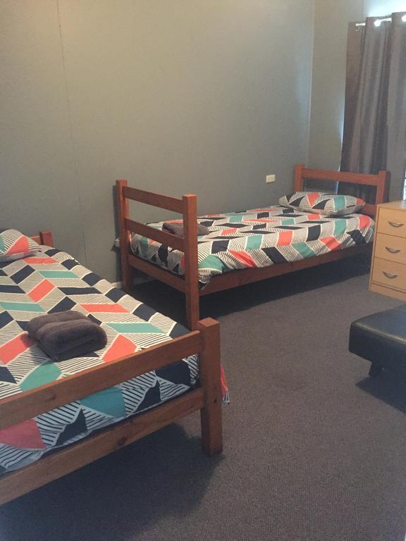 Clarence Head Caravan Park Айлука Екстер'єр фото